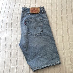 Levi’s 501 shorts size 34